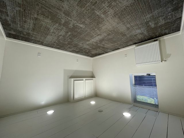 North extra room